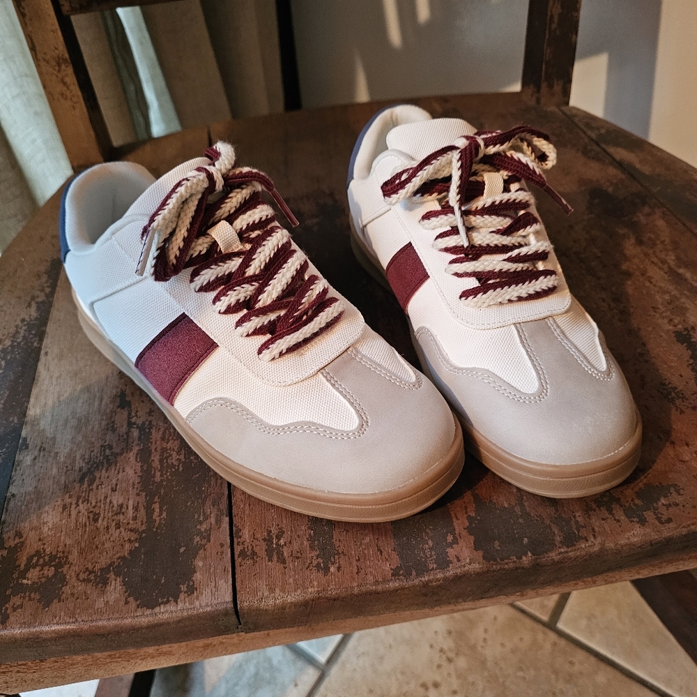 AE retro sneaker